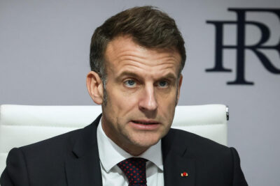 ماكرون يضع شرطاً فرنسياً لعبور مفاوضات لبنان وإسرائيل: “ضوء أخضر إسرائيلي”